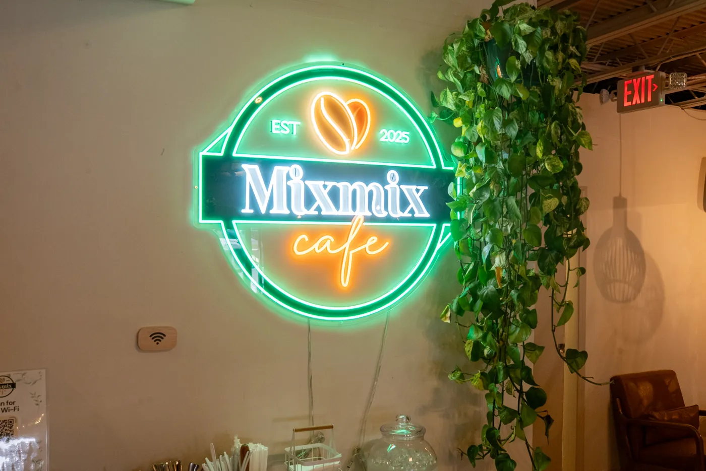 Mixmix Cafe — mixmixlogo